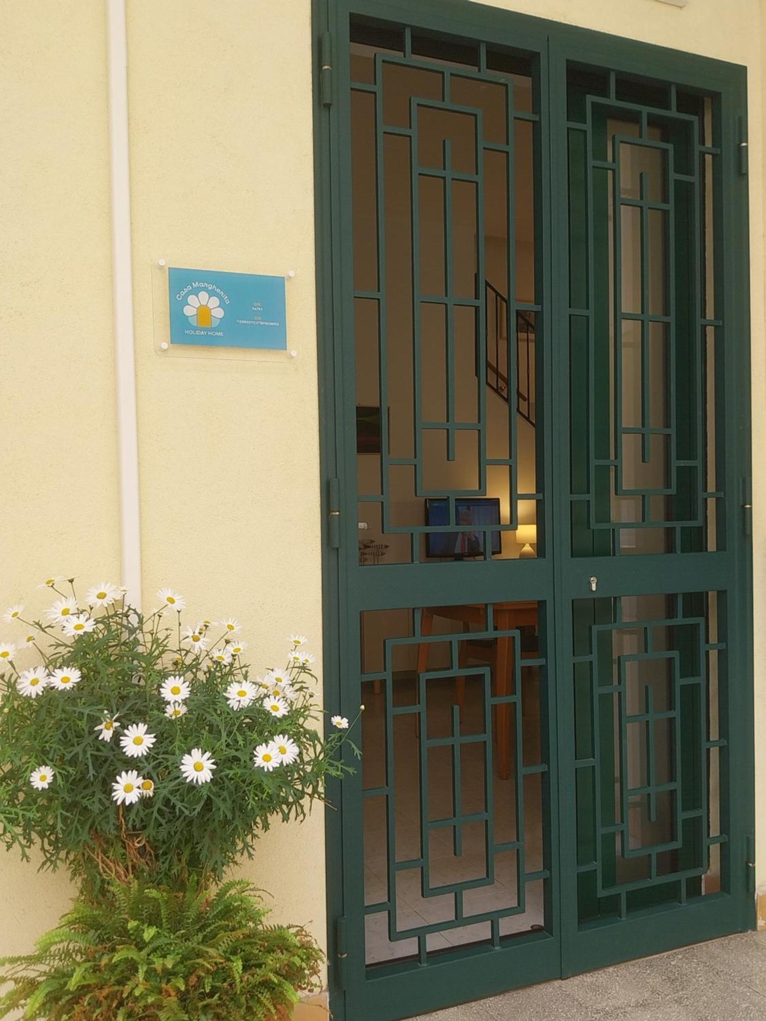 Casa Margherita - Holiday Home Fondi Exteriér fotografie